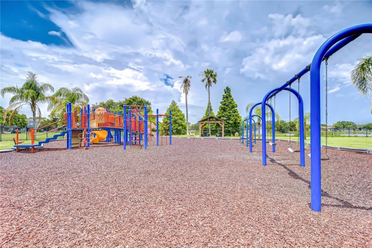 12928 Kings Lake Drive, Gibsonton, FL 33534 Photo