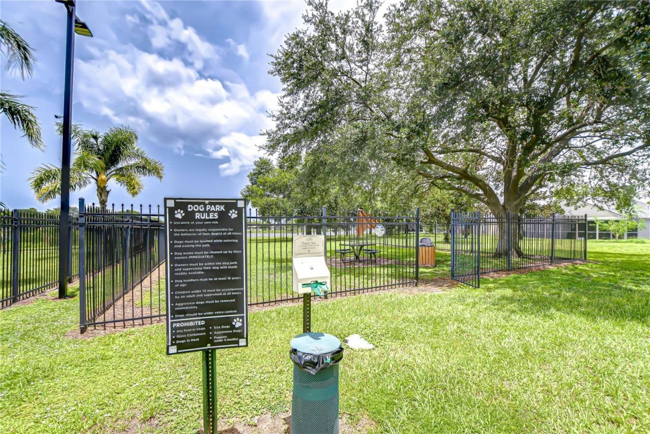 12928 Kings Lake Drive, Gibsonton, FL 33534 Photo