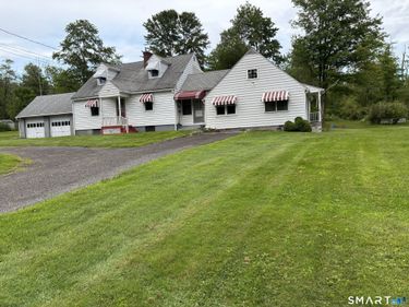 366 Torrington, Litchfield, CT 06759