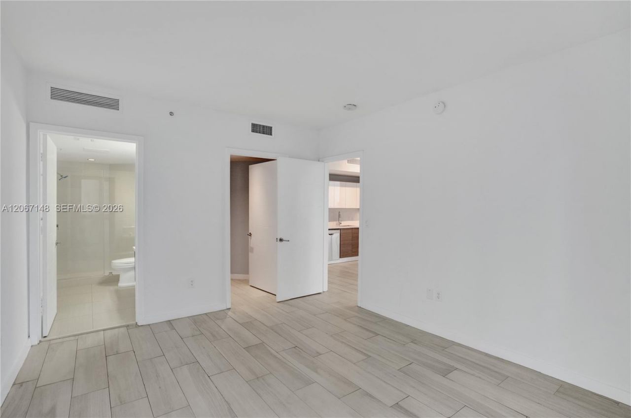 1010 SW 2nd Ave , Unit 1708, Miami, FL 33130 Photo