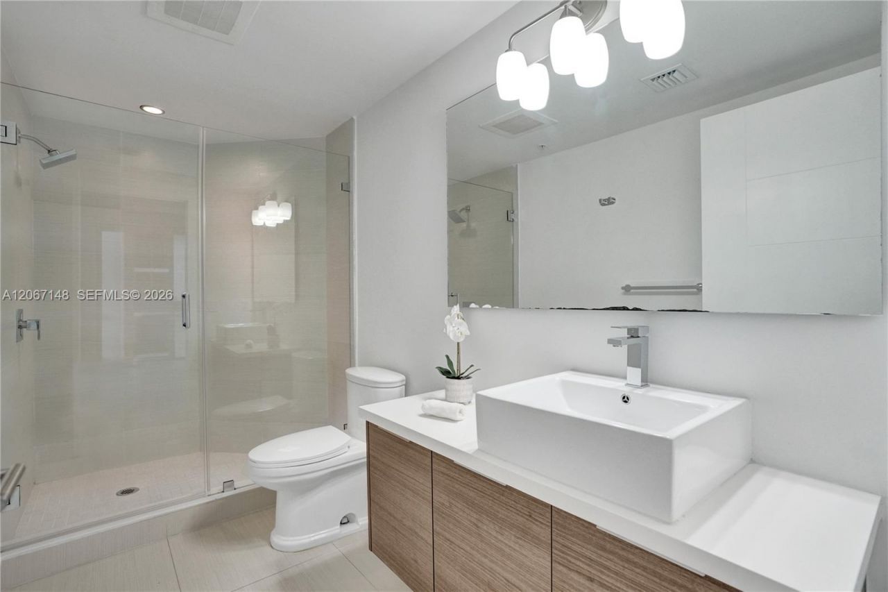 1010 SW 2nd Ave , Unit 1708, Miami, FL 33130 Photo