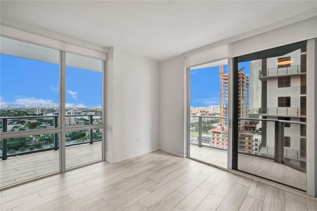 1010 SW 2nd Ave , Unit 1708, Miami, FL 33130 Photo