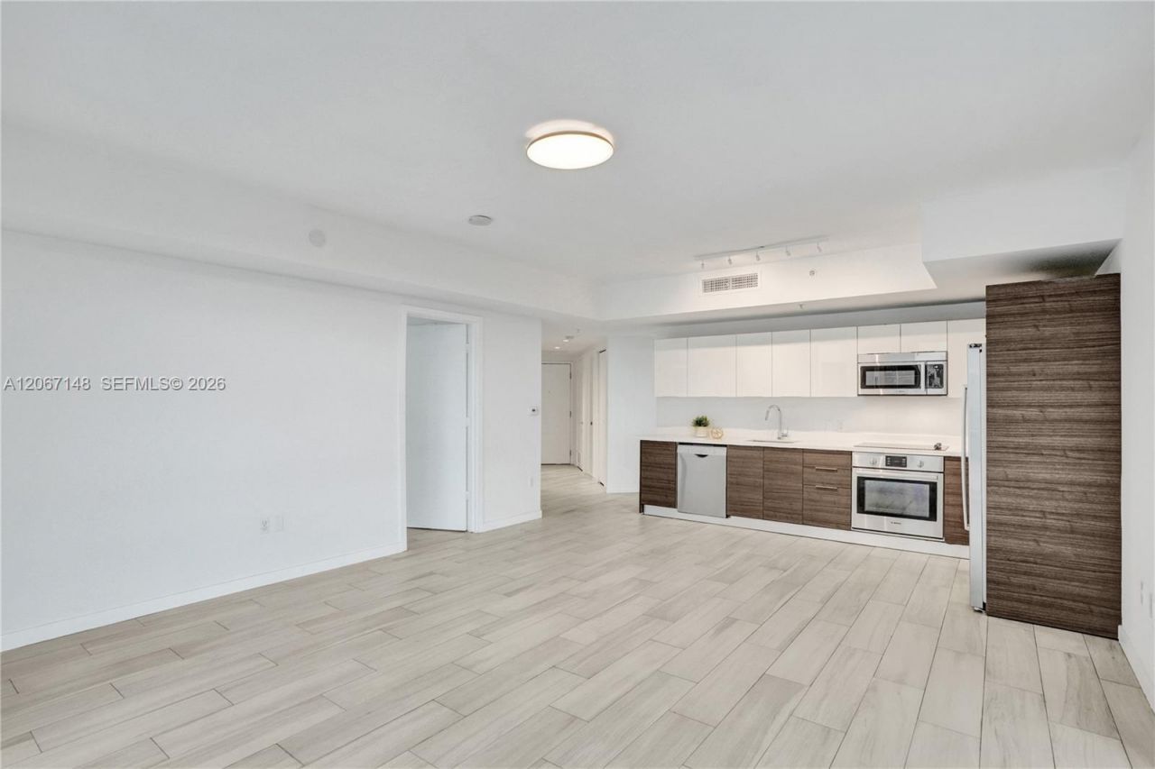 1010 SW 2nd Ave , Unit 1708, Miami, FL 33130 Photo
