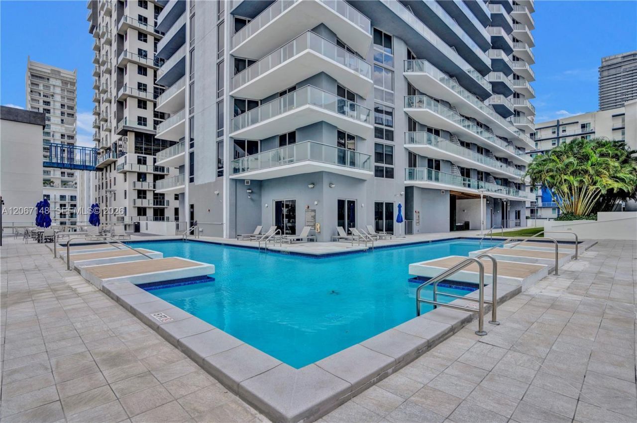 1010 SW 2nd Ave , Unit 1708, Miami, FL 33130 Photo