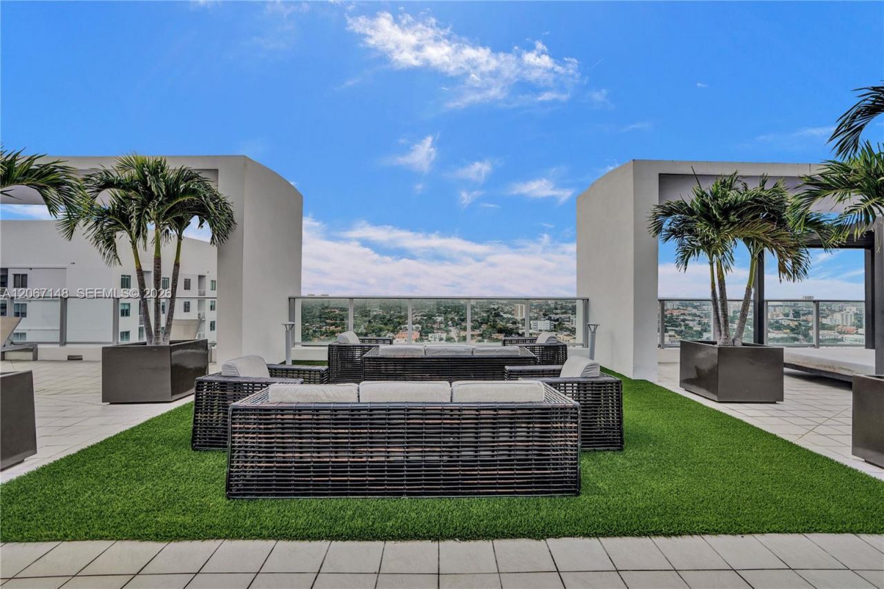 1010 SW 2nd Ave , Unit 1708, Miami, FL 33130 Photo