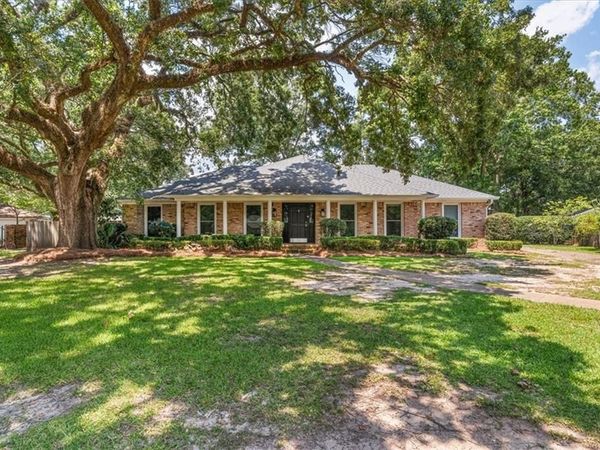 5724 Marquis Court, Mobile, AL 36609