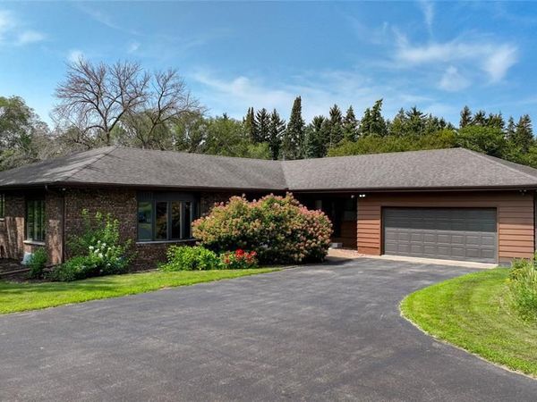 5892 Graff Road, Eau Claire, WI 54701