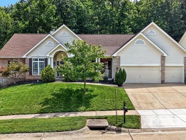 714 Southern Hills Drive, Eureka, MO 63025