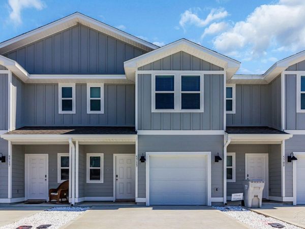 5713 Stellarjay St, Gulf Breeze, FL 32563