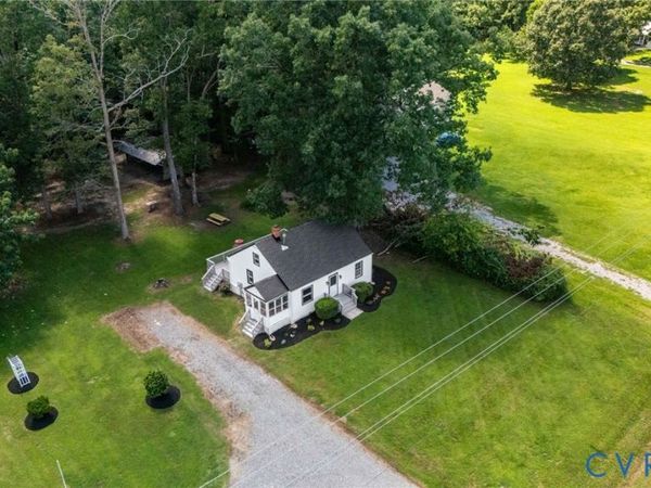 13321 W Patrick Henry Road, Doswell, VA 23047