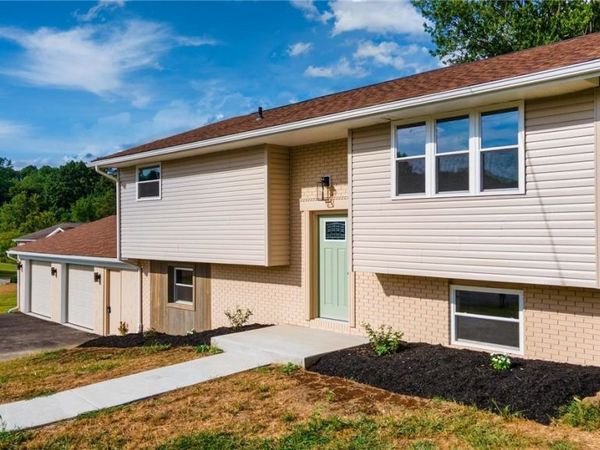 889 Township 217 , Bloomingdale, OH 43910