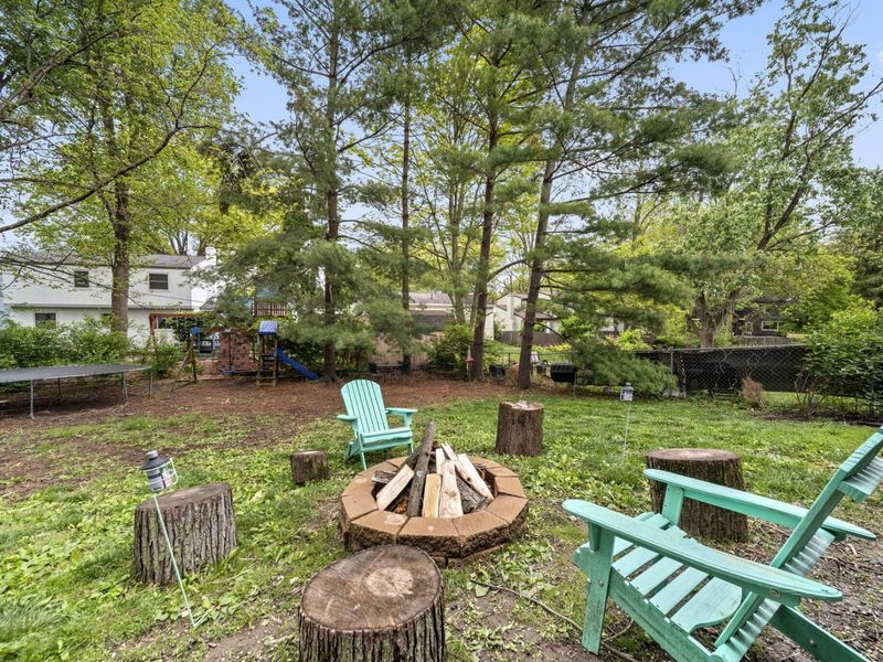 6488 Woodthrush Drive , Westerville, OH 43081 Photo 8