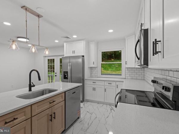 1016 W BOOT ROAD, DOWNINGTOWN, PA 19335