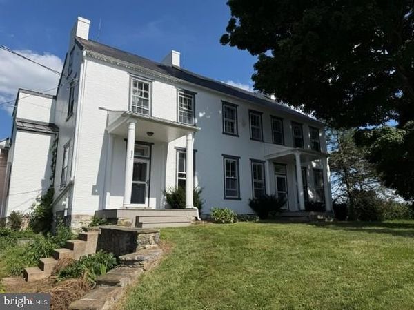 825 BEAVER VALLEY PIKE, WILLOW STREET, PA 17584