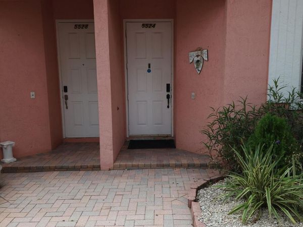 5524 Boynton Gardens Drive, Boynton Beach, FL 33437