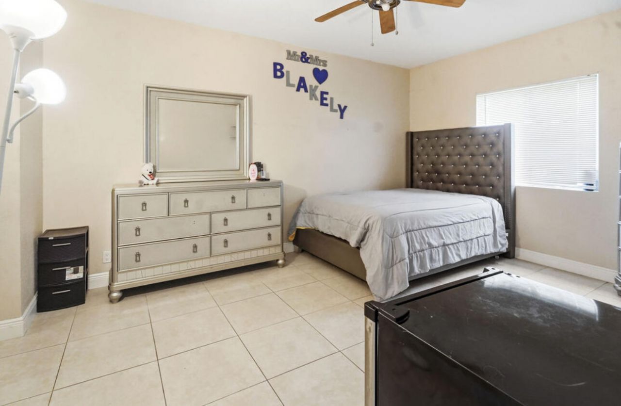 2430 NW 13th Street, Pompano Beach, FL 33069 Photo