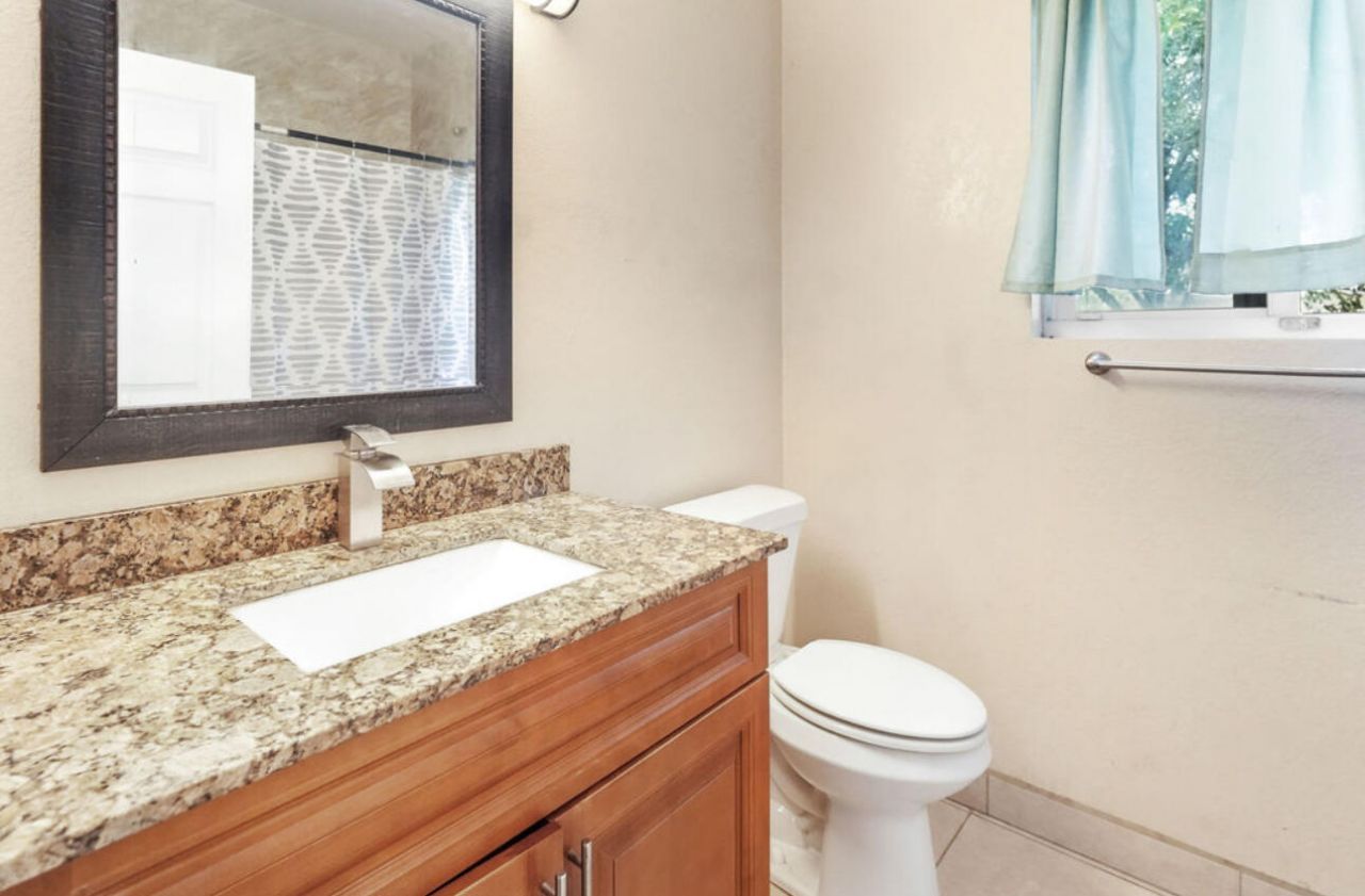 2430 NW 13th Street, Pompano Beach, FL 33069 Photo
