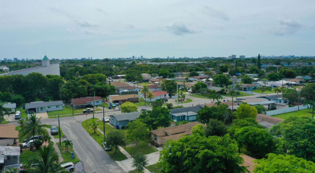 2430 NW 13th Street, Pompano Beach, FL 33069 Photo