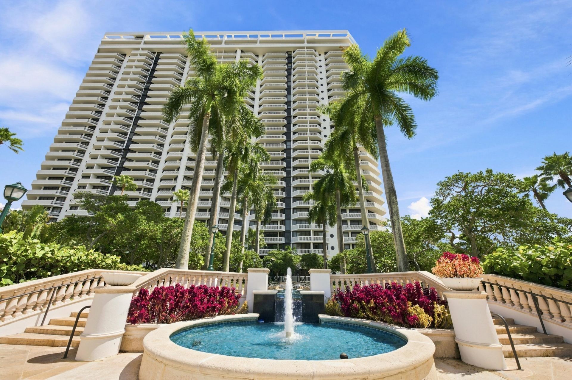 2000 Island Boulevard, Unit 2905, Aventura, FL 33160 Photo