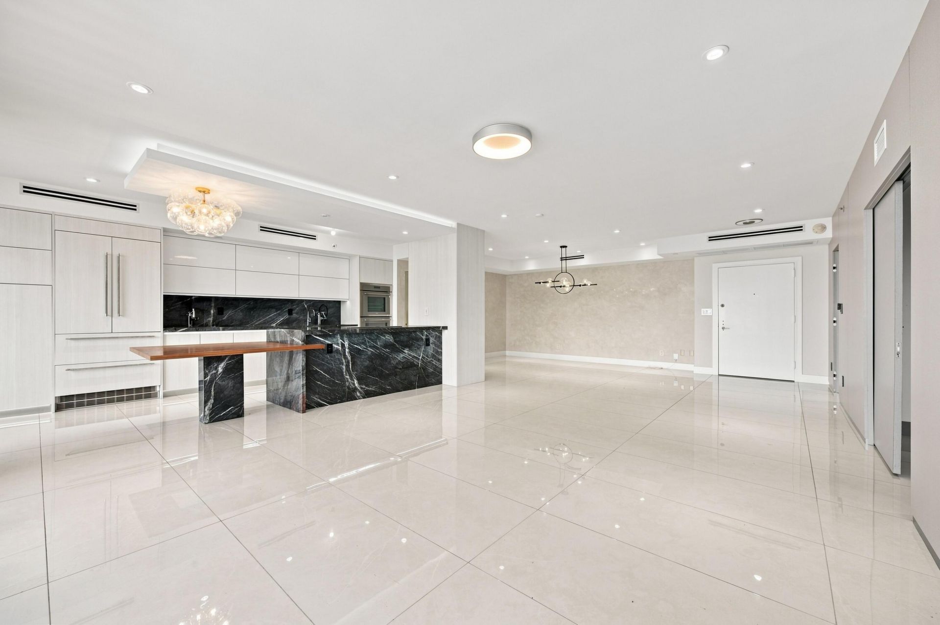 2000 Island Boulevard, Unit 2905, Aventura, FL 33160 Photo