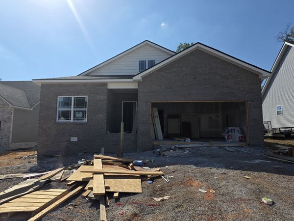 492 S Halifax Ct, Clarksville, TN 37040