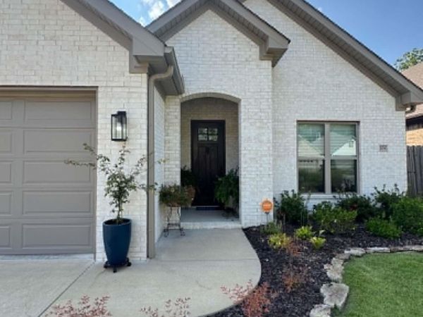 106 Rosemary Way, Little Rock, AR 72223