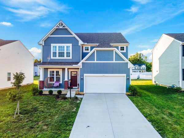 501 Wagon Avenue , Pataskala, OH 43062