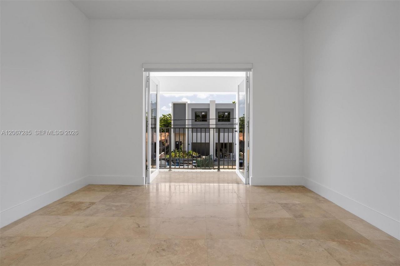 2784 SW 34th Ave, Miami, FL 33133 Photo