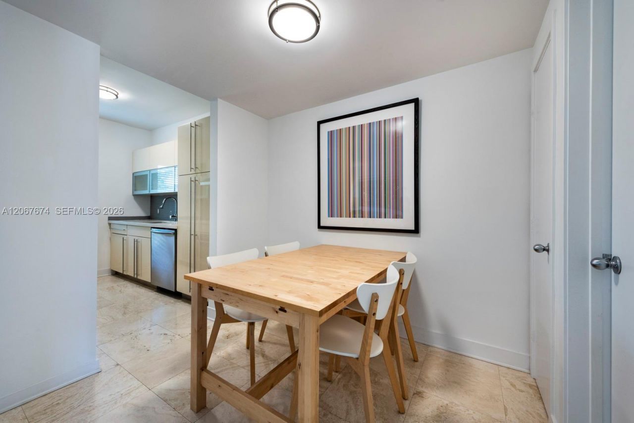945 10th St, Unit 3, Miami Beach, FL 33139 Photo
