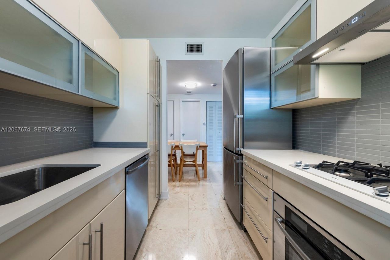 945 10th St, Unit 3, Miami Beach, FL 33139 Photo
