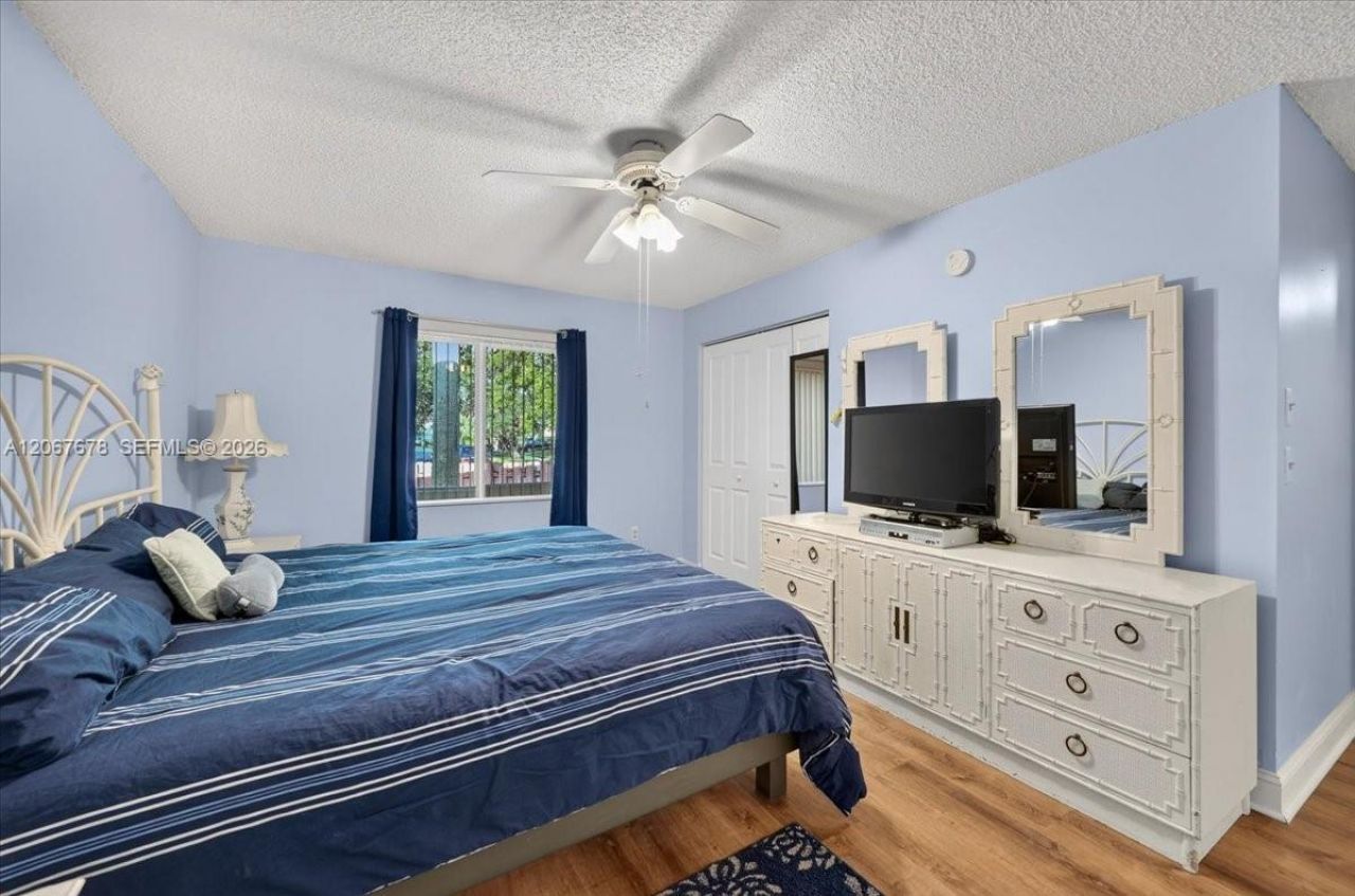 8601 SW 16th St, Pembroke Pines, FL 33025 Photo