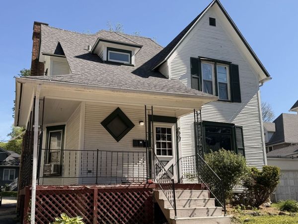 227 W Locust Street , Unit 2, DeKalb, IL 60115