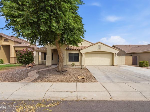 3798 S SETON Avenue, Gilbert, AZ 85297