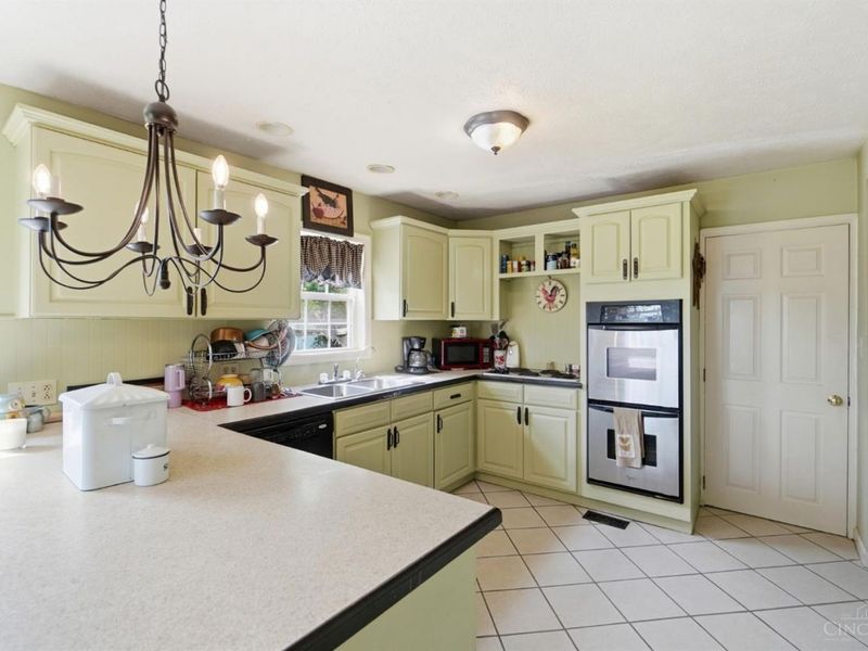 1129 Watkins Road, Jamestown, OH 45335 Photo 10