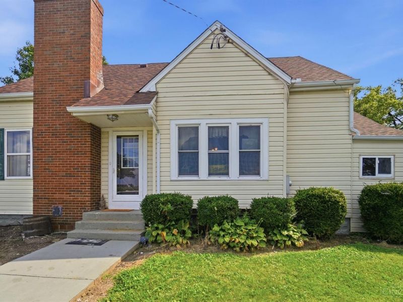 1129 Watkins Road, Jamestown, OH 45335 Photo 2