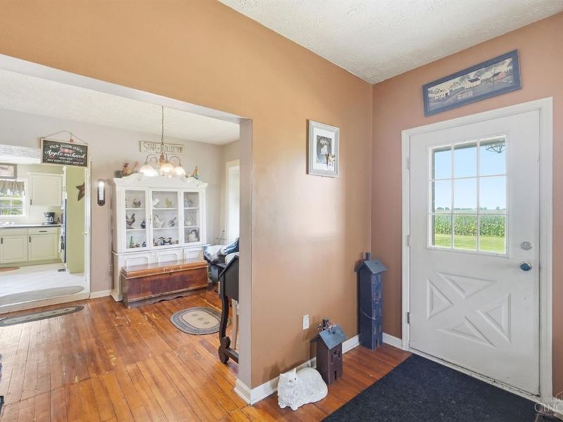 1129 Watkins Road, Jamestown, OH 45335 Photo 3