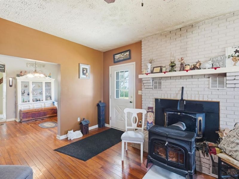 1129 Watkins Road, Jamestown, OH 45335 Photo 4
