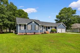 111 St. Andrews Ln. photo 4
