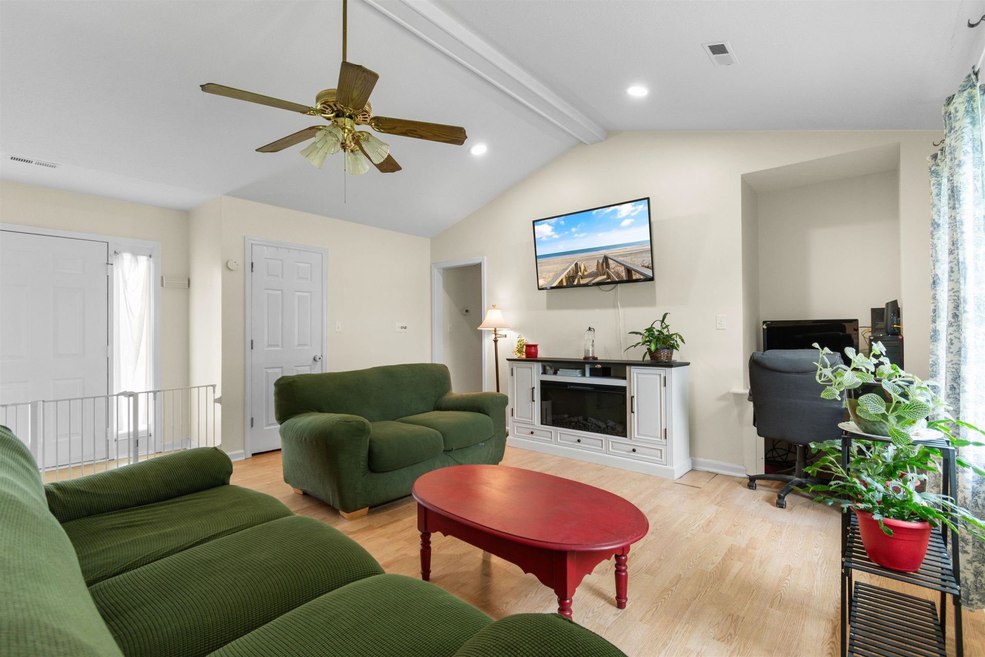 111 St. Andrews Ln. Photo 7