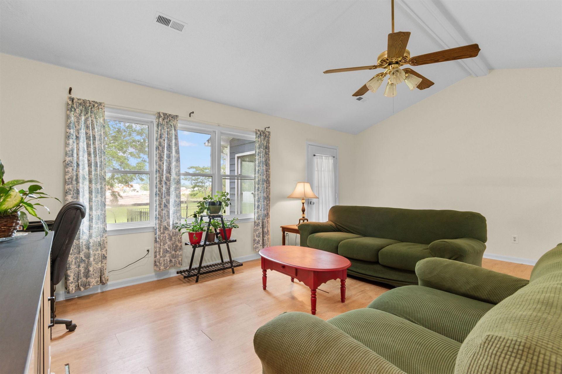 111 St. Andrews Ln. Photo 9