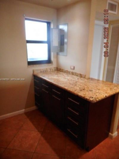 4800 Bayview Dr, Unit 802, Fort Lauderdale, FL 33308 Photo