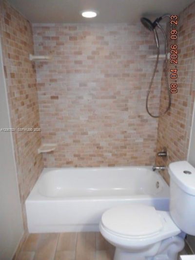 4800 Bayview Dr, Unit 802, Fort Lauderdale, FL 33308 Photo