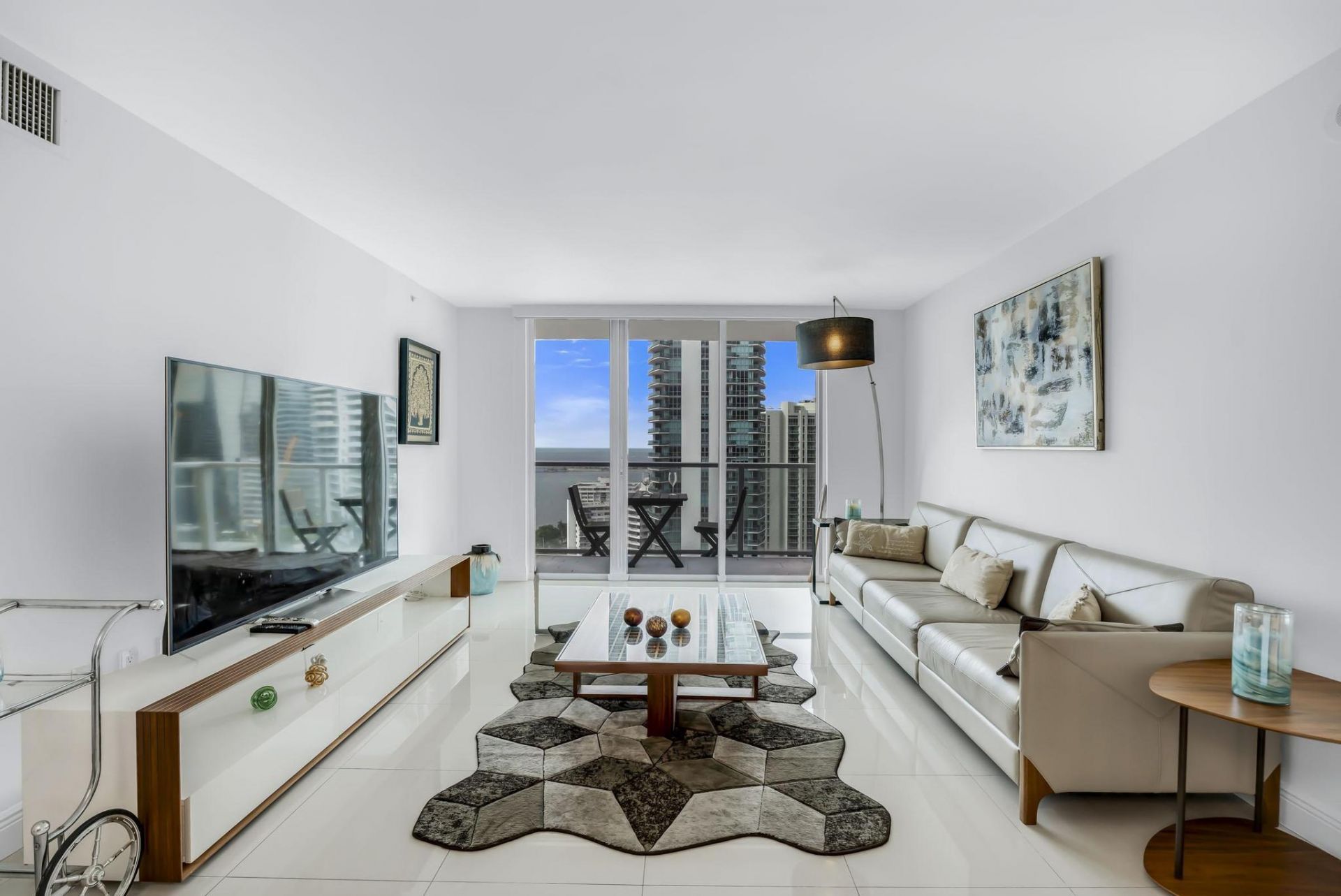 1155 Brickell Bay Drive, Unit 2509, Miami, FL 33131 Photo