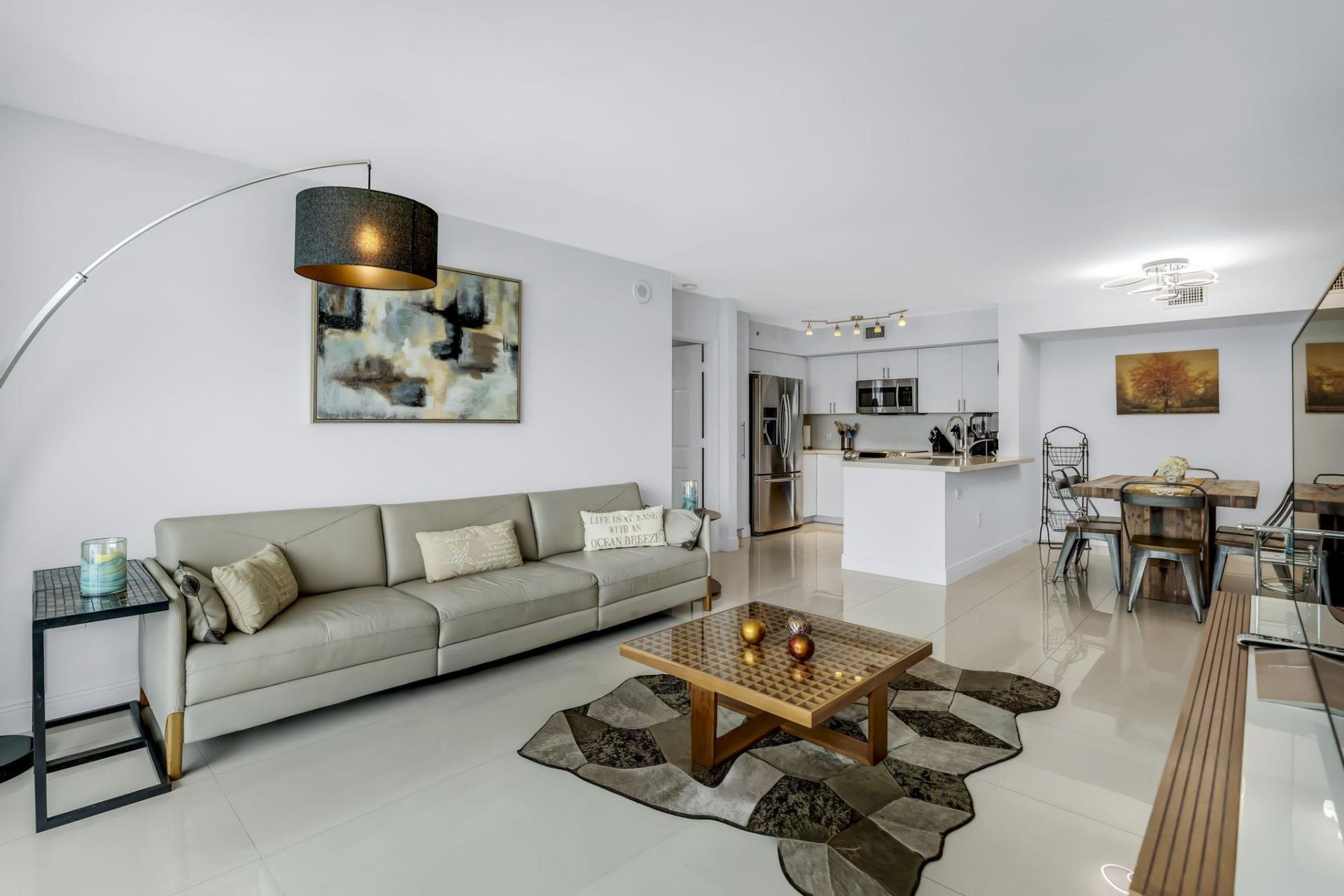1155 Brickell Bay Drive, Unit 2509, Miami, FL 33131 Photo