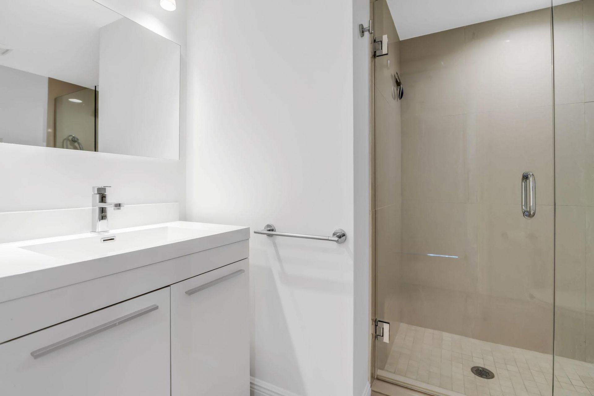 1155 Brickell Bay Drive, Unit 2509, Miami, FL 33131 Photo