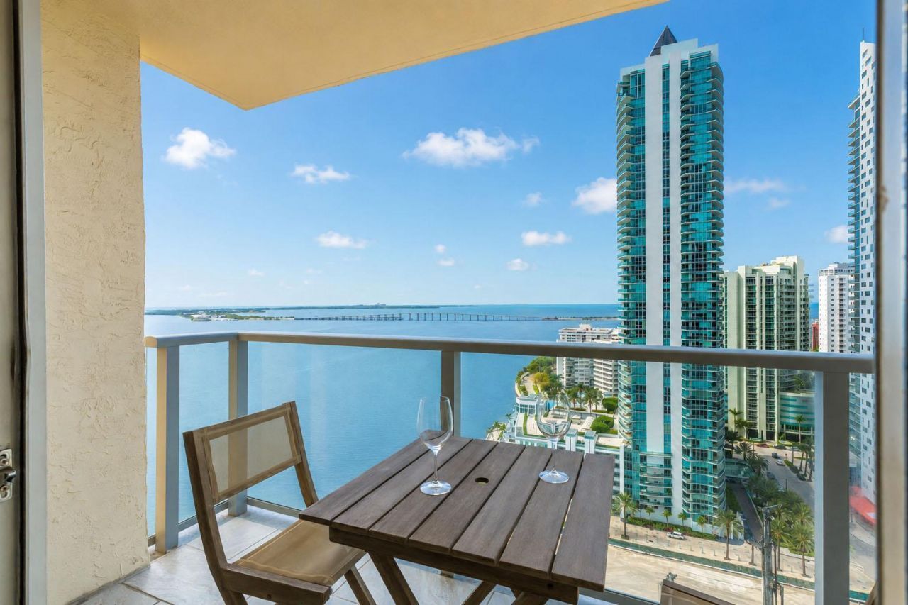 1155 Brickell Bay Drive, Unit 2509, Miami, FL 33131 Photo