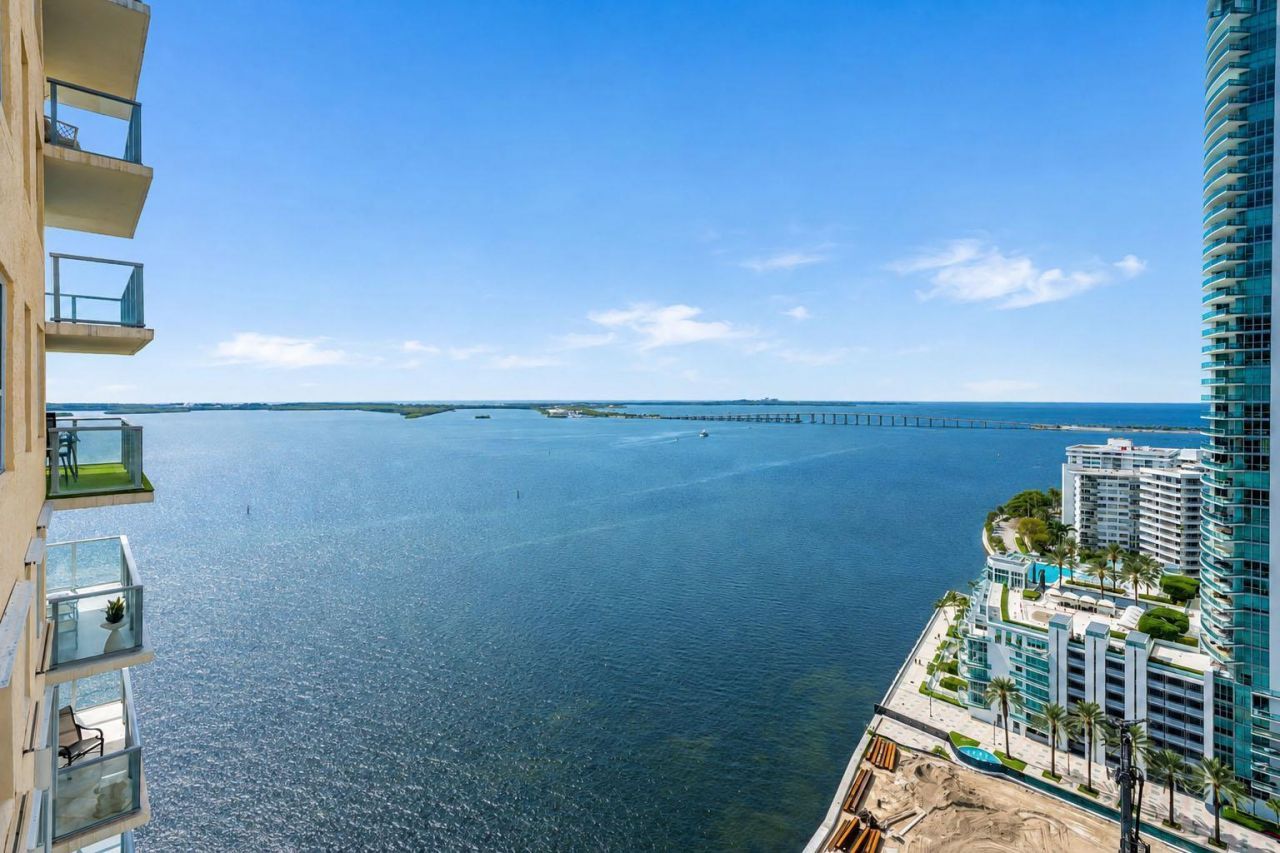 1155 Brickell Bay Drive, Unit 2509, Miami, FL 33131 Photo