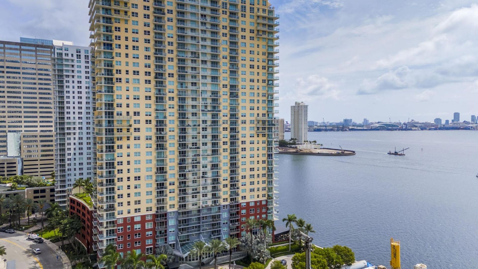 1155 Brickell Bay Drive, Unit 2509, Miami, FL 33131 Photo