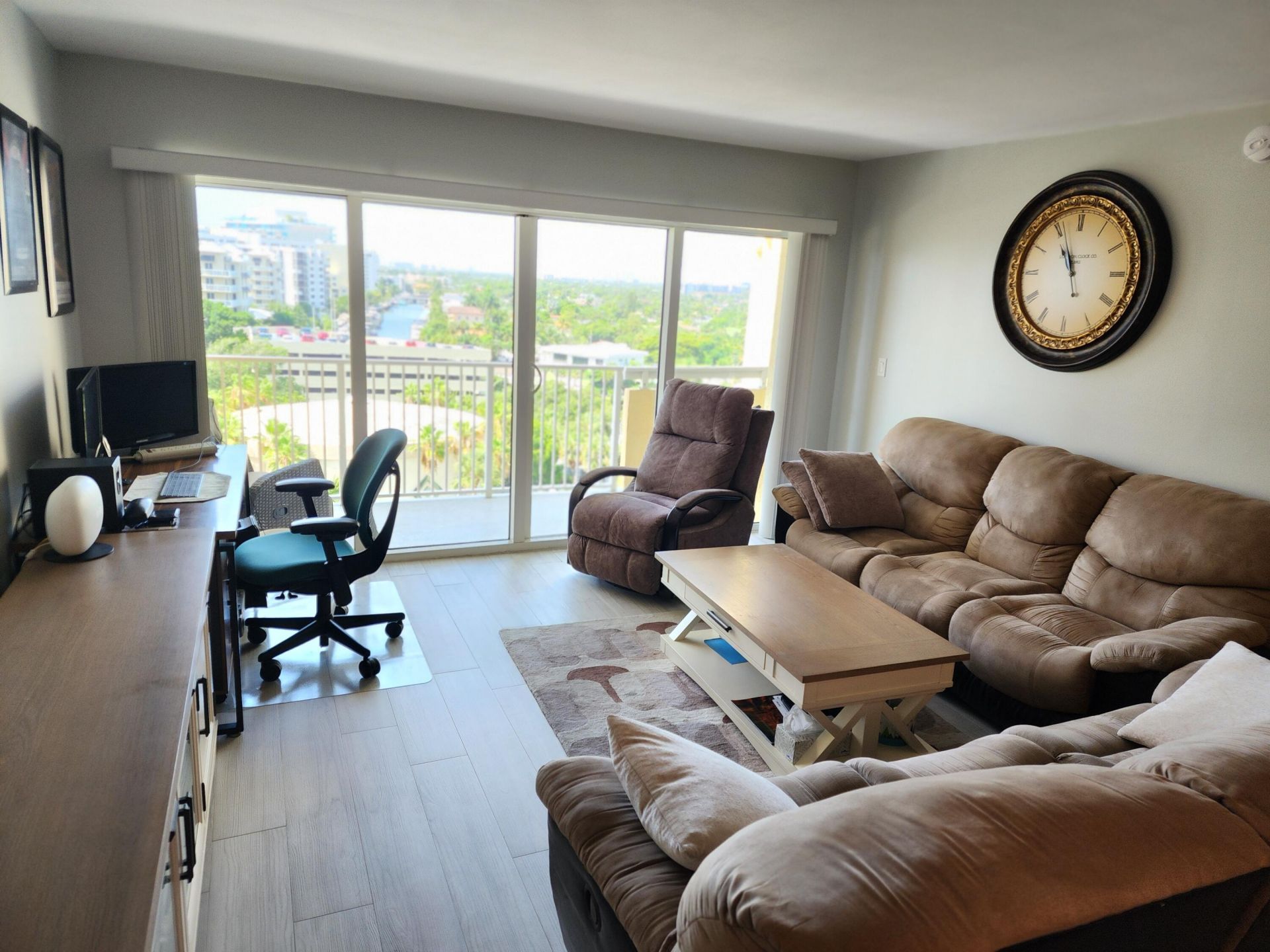 1200 Hibiscus Avenue, Unit 1006, Pompano Beach, FL 33062 Photo