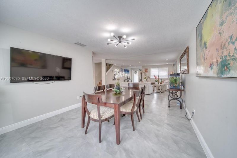8611 SW 207th Ter, Cutler Bay, FL 33189 Photo